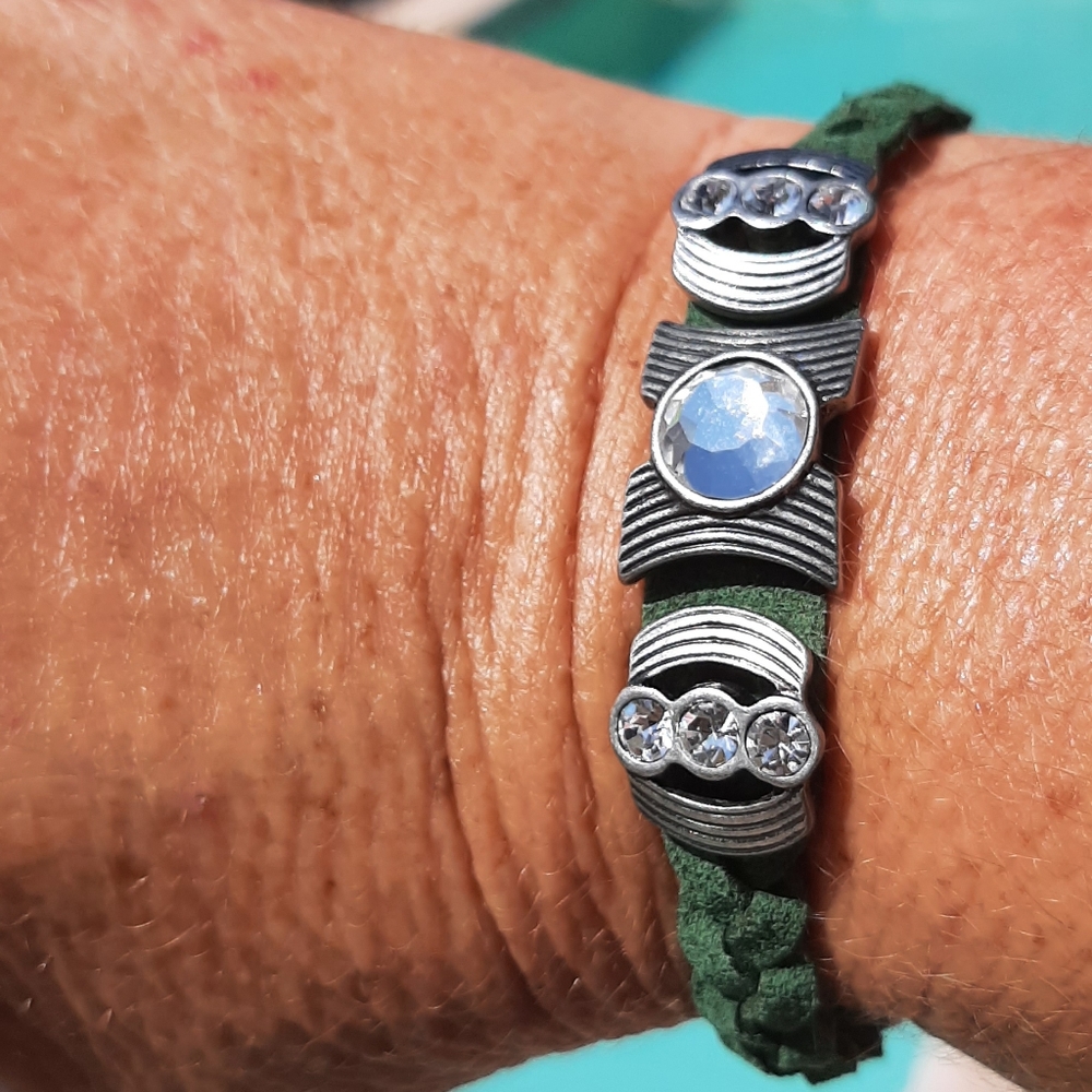 Green suede bracelet